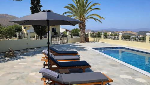 Creta Leisure Escape Private Pool & Garden Oasis - Foto 2, sunbed