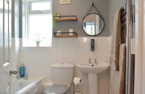 The Captains Hideaway - Photo 24