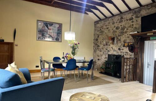 WestLaigh Central Scotland with outdoor BBQ Hut, pets welcome - Foto 2