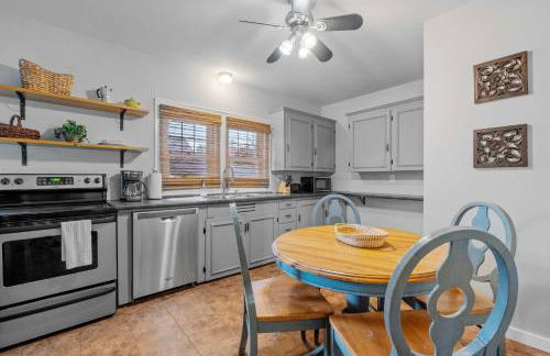 North End Single Family 4 Bed 2 Bath - Foto 10