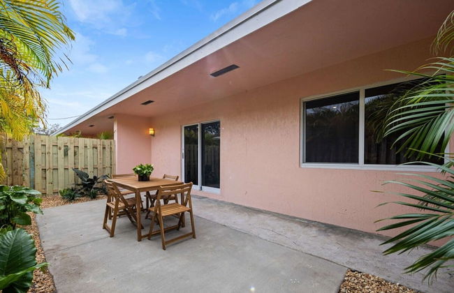 Spacious 2 BR Sailboat Bend - Photo 29