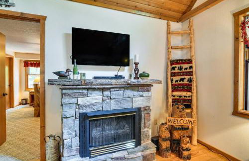 3 Mi to Table Rock Lake Cabin with Fire Pit! - Foto 6