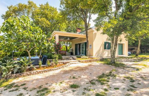 Amazing Home In Ostrobradic - Foto 7