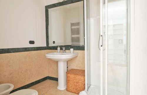 Cozy terrace apt close to Eataly and metro Piramide - Photo 32