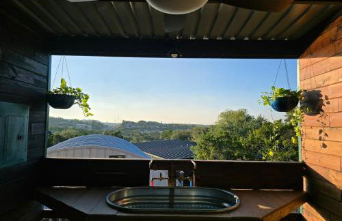 Hill Country Hangar with hottub, 7 minutes from the river and lake - Foto 27