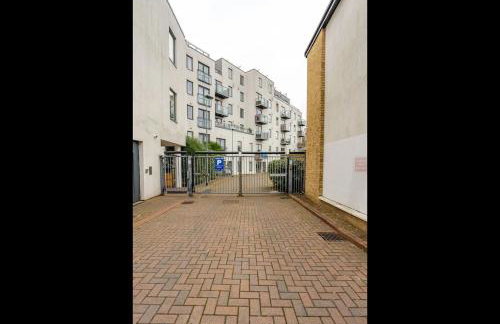 The Nest of Forest Hill - Photo 40