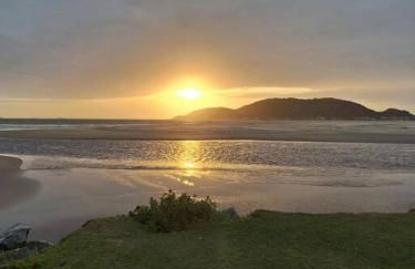 Ótimo apartamento com ampla sacada e vista pro mar - Foto 51