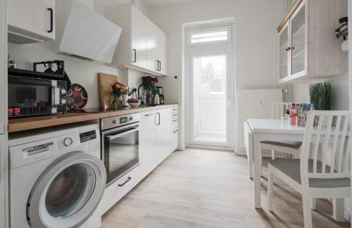 TOP 2 Zimmer Altbauwohnung in Kiel Mitte 24-7 Check In - Foto 5