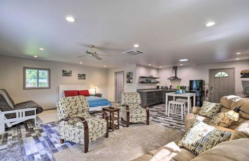 Riverfront Elizabethton Detached Studio with Grill - Foto 5