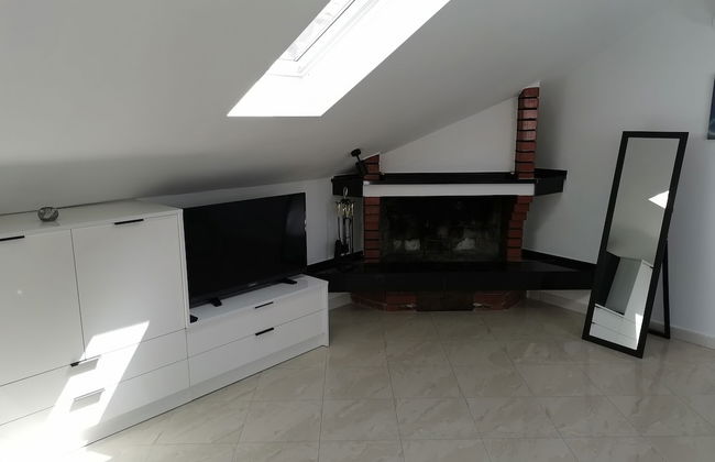 M & J Central Suites - Photo 12