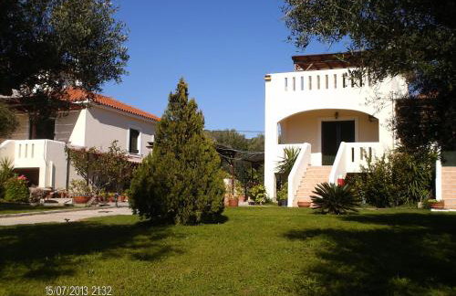 Tompras Village - Photo 28