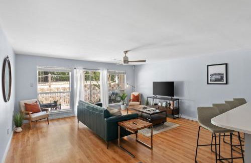 Minutes to ACL Downtown Retreat - Pool & Lake Access - Foto 24