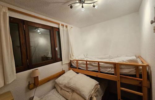 Appartement 2 pièces au milieu des chalets. Grande Terrasse Orientée Sud - Foto 16