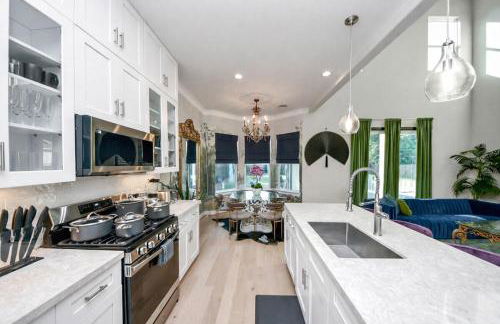 BrandNew! Secret Garden HTX |5BR w/GameRoom+HotTub - Foto 14