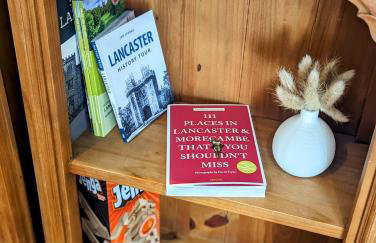 3 Bed City Home - South Facing Patio - 4-5 Beds - Foto 15