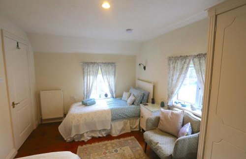 3-bedroom cottage set in a large enclosed garden - Foto 15