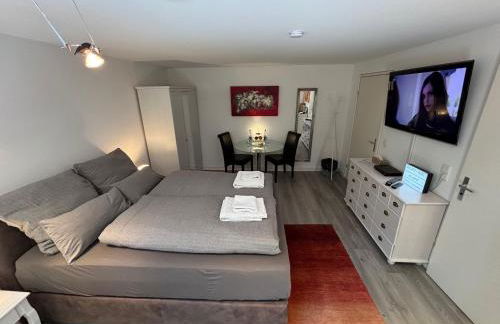 Doppelzimmer in Stuttgart-Birkach - Nähe Musicals im SI-Zentrum, Messe, Flughafen, Uni Hohenheim - Foto 7