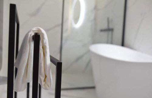 APARTAMENT GRODZKA1, 100 m2 przy przemyskim rynku z widokiem na rynek i panoramę miasta - Foto 11