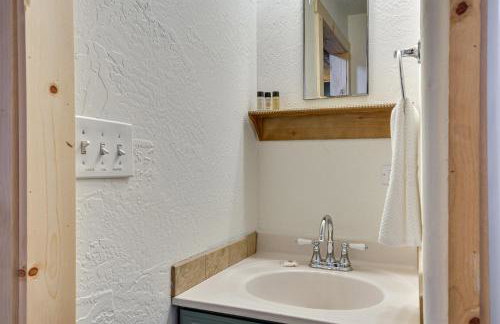 Hike, Ski and Explore Rhododendron Forest Retreat! - Foto 18