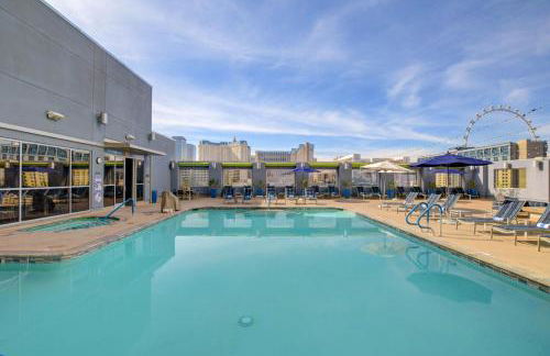 Royal Oasis Suite at Platinum Hotel-Strip Views - Foto 42