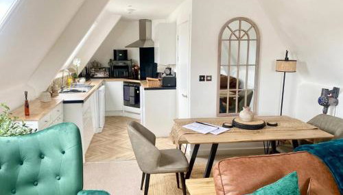 Central Tenby 3 Bed Apt Sleeps 6 to 8 Dog Friendly - Foto 1