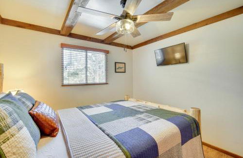 2 Mi to Snow Summit Skiing Big Bear Cabin with Deck - Foto 22