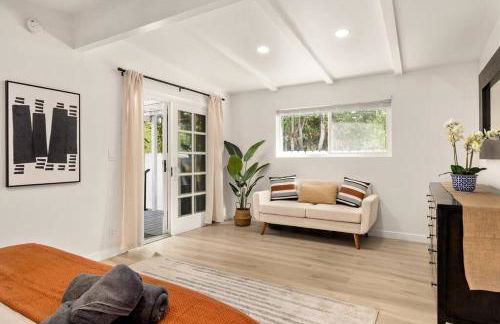 Charming Zen Venice Beach 3BR Home w/Patio & W/D - Foto 13