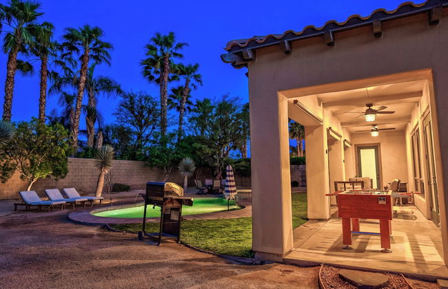 Luxury Resort Style Living w/ Pool & Jacuzzi - Foto 48