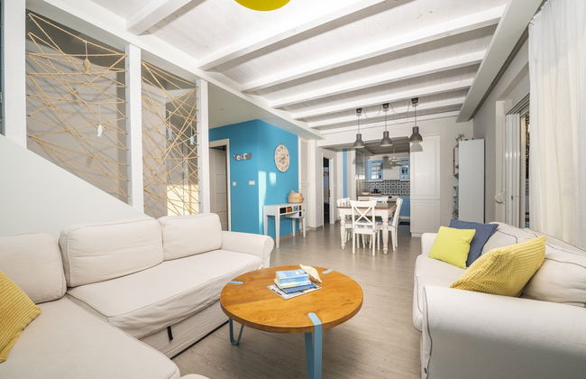 Seabreeze Villa - with Jacuzzi & heated pool - Photo 25