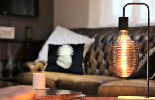 Stylish Loft Apartment by Property Promise - Foto 8