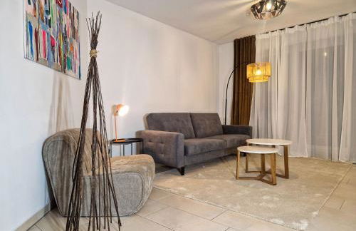 Cozy Apartment: Design Superior Suite Zentral - Küche - Balkon - Foto 23