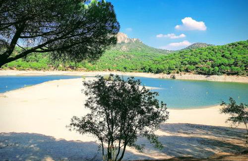 Retiro Chic Frente al Lago - A 1 Hora de Madrid, Pantano de San Juan - Foto 26