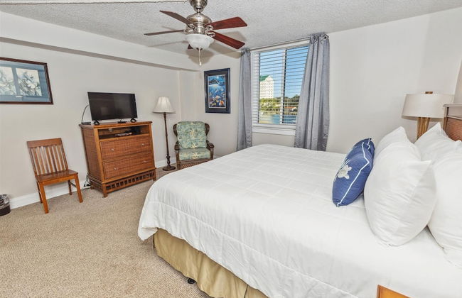 Cute 2 bedroom overlooking Harbor and Tennis Courts Condo by RedAwning - Foto 6