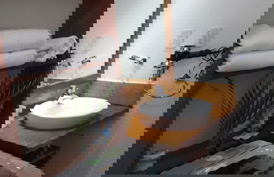 Beachfront Apartment facing Playa Popy - Photo 10