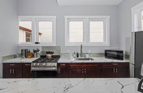 1900's Victorian Home Sleeps 22 8BDRM 3Bath - Foto 14