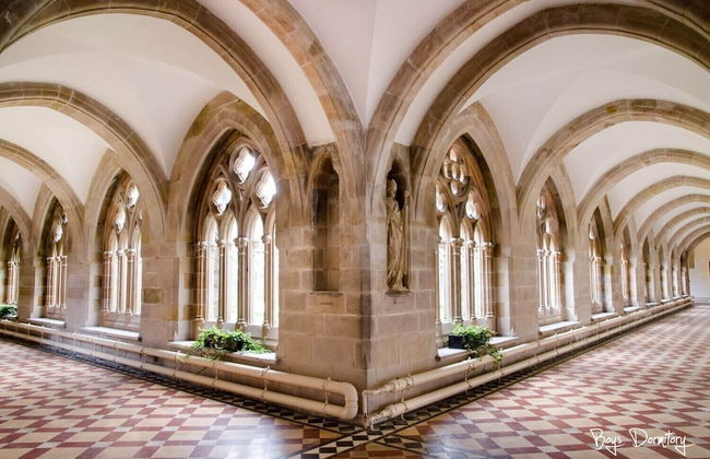 The Boys Dormitory - Foto 27