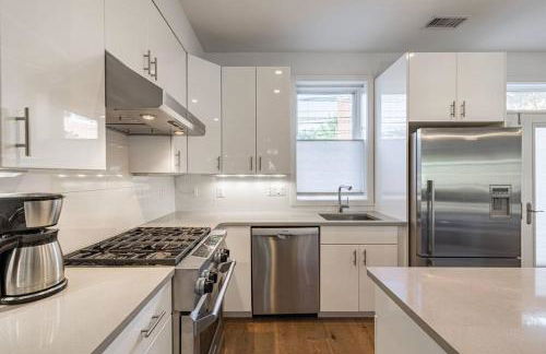 Beautiful 4BR Entire House in DC - Foto 26