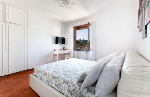 Appartamento in Villa con Terrazzo e Vista Golfo - Foto 18