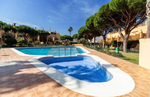 Amplio apart con Aire Acondicionado a 500 m de la playa La Barrosa - Foto 1