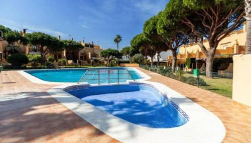 Amplio apart con Aire Acondicionado a 500 m de la playa La Barrosa - Foto 1