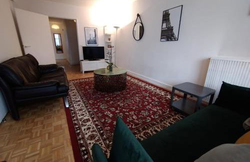 5 mn (450 m) walk Metro/La Defense/Netflix/Parking - Foto 36