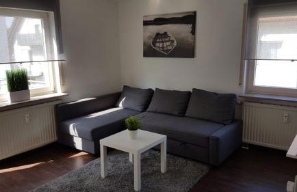 Ferien- und Businessapartment I Modern mit WLAN und Parkplatz nahe Zentrum, Automobil- und Tech-Firmen, Messe - Foto 1