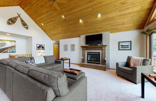 Blissful St Germain Retreat - Photo 57