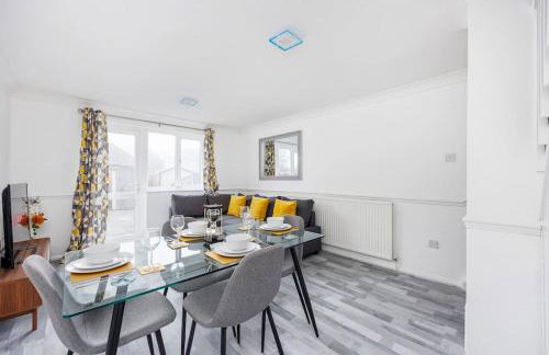 Lovely 2 Bed House in Grays. - Foto 2