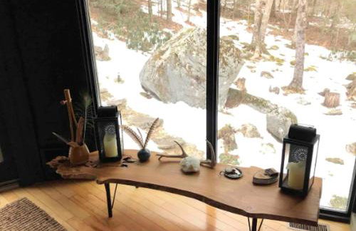 Imaginative Octogonal Glass Treehouse on Seven Private Acres near Great Barrington, MA - Foto 19