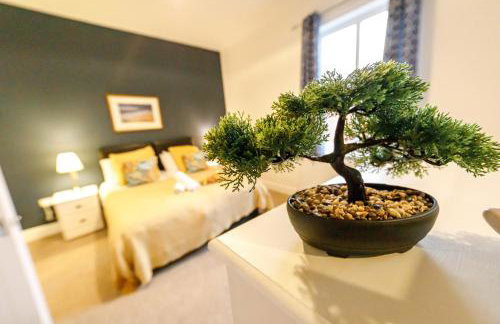 Bright and Well-Kept 3-Bed Property! Free Parking - Foto 26