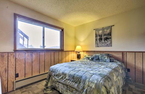 Upson Ski-InandSki-Out, End-Unit Cabin with Fireplace! - Foto 16