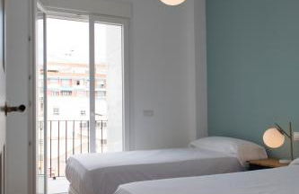 FLORIT FLATS - Chic and Central in a lively but quiet area All walking distance - Photo 68