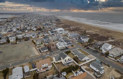 Sandy Toes Ocean Views Steps to Beach Deck - Foto 29