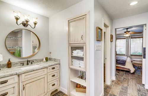 Dog-Friendly Cypress Vacation Rental with Lanai! - Foto 22